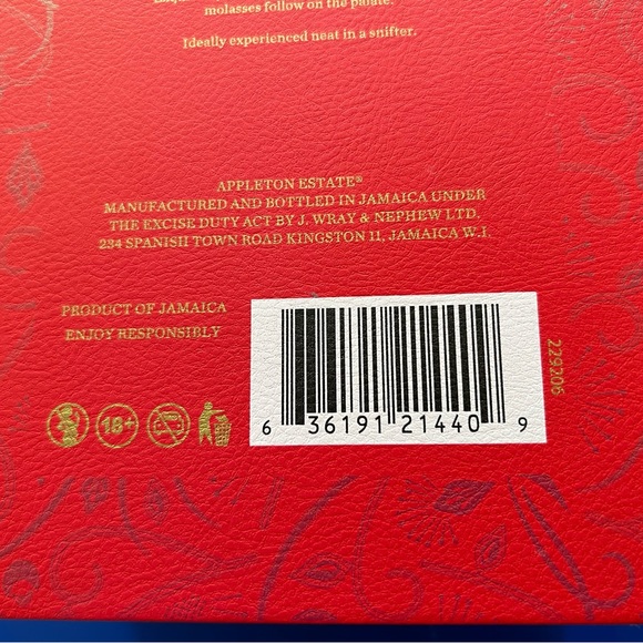 Appleton Rare Ruby Rum - Picture 13 of 15